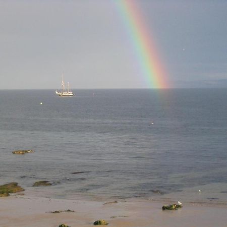 Bed and Breakfast Seascape Largo Lundin Links Экстерьер фото