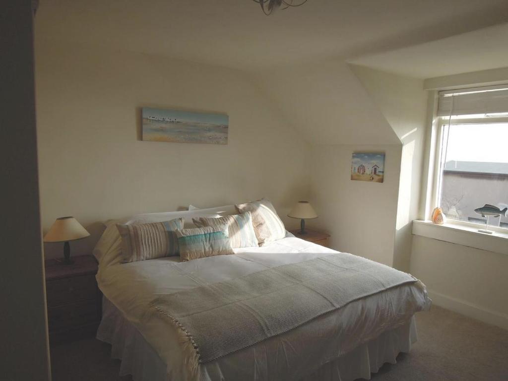Bed and Breakfast Seascape Largo Lundin Links Номер фото
